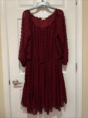 ARULA / A Beautiful Soul - Women's Burgundy Pom-Pom Texture Boho Dress